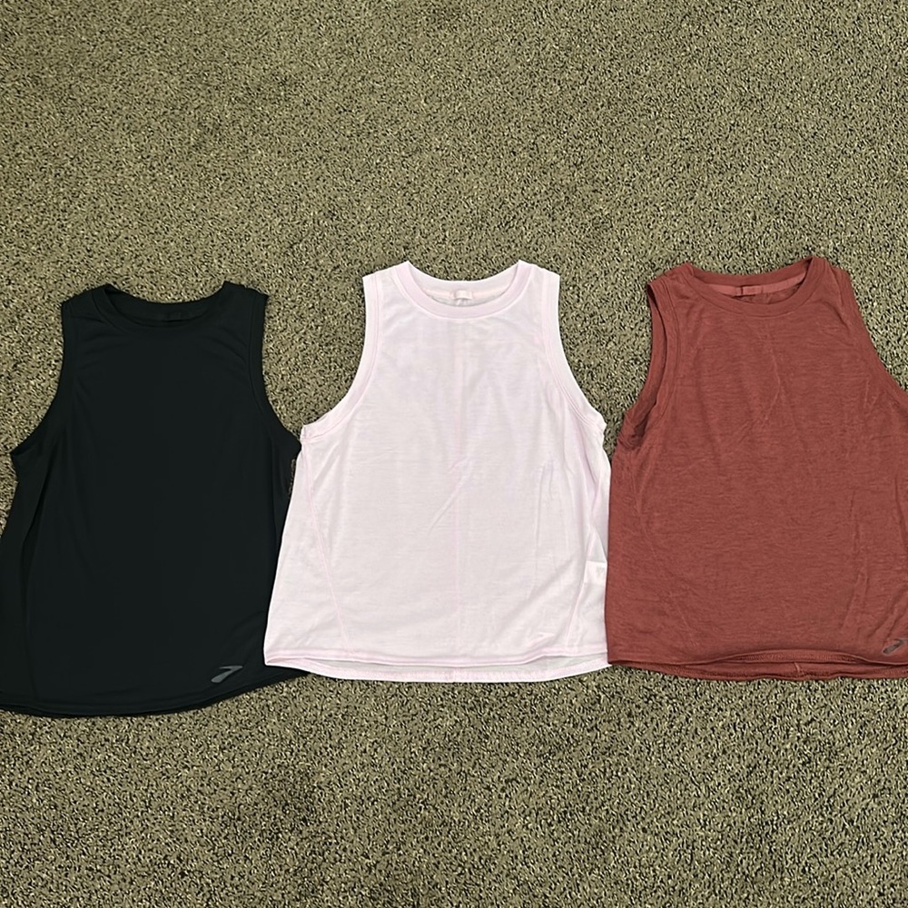 3 Brooks Tanks